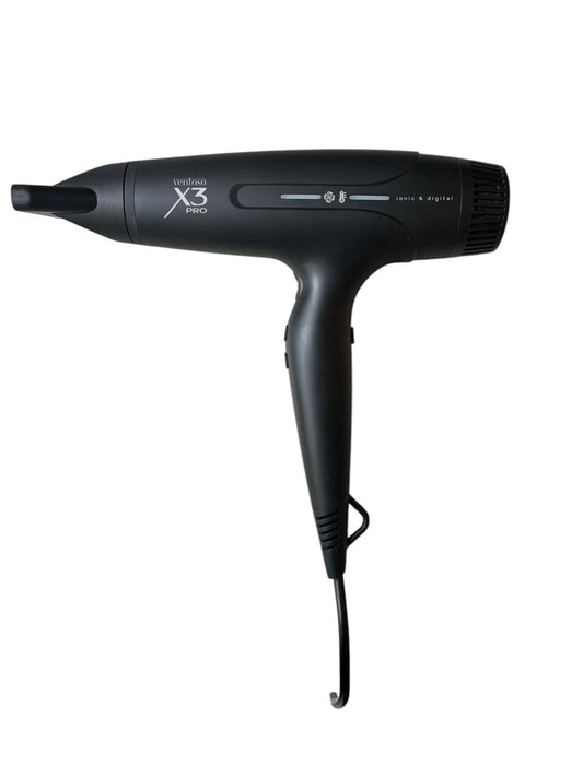 Saç Kurutma Makinesi: Saç Sağlığınız İçin Doğru Seçim Neden Önemli?