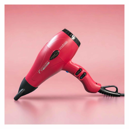 Profesyonel Fön Makinası: Kuaför Kalitesini Evde Yakalamanın Sırrı